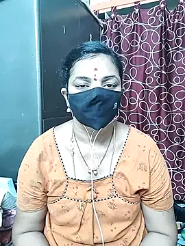 Snapshot of Leela_555 chatting on June 2026 11:05:02 PM Leela 555 online show from June 2026 11:05:02 PM