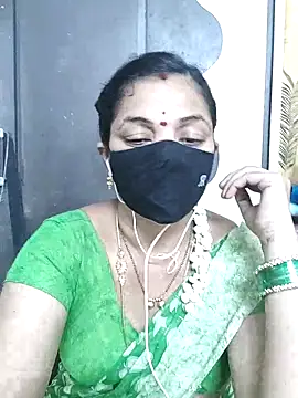 Snapshot of Leela_555 chatting on June 2026 03:28:02 AM Leela 555 online show from June 2026 03:28:02 AM
