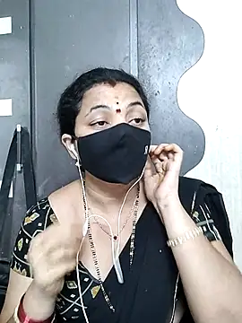 Snapshot of Leela_555 chatting on June 2026 08:46:01 PM Leela 555 online show from June 2026 08:46:01 PM