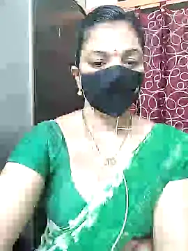 Snapshot of Leela_555 chatting on June 2026 12:05:01 AM Leela 555 online show from June 2026 12:05:01 AM