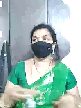 Snapshot of Leela_555 chatting on June 2026 03:07:02 PM Leela 555 online show from June 2026 03:07:02 PM