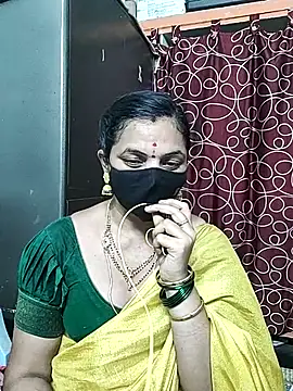 Snapshot of Leela_555 chatting on July 2026 05:41:01 AM Leela 555 online show from July 2026 05:41:01 AM