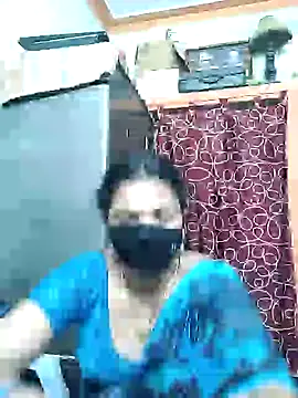 Snapshot of Leela_555 chatting on July 2026 10:05:01 PM Leela 555 online show from July 2026 10:05:01 PM