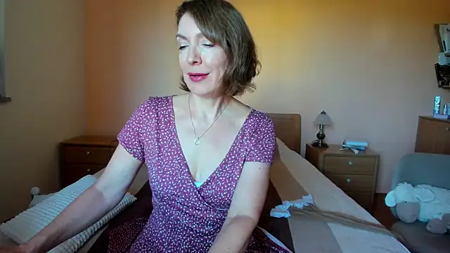 SummerLiza online show from July 2026 03:01:02 PM