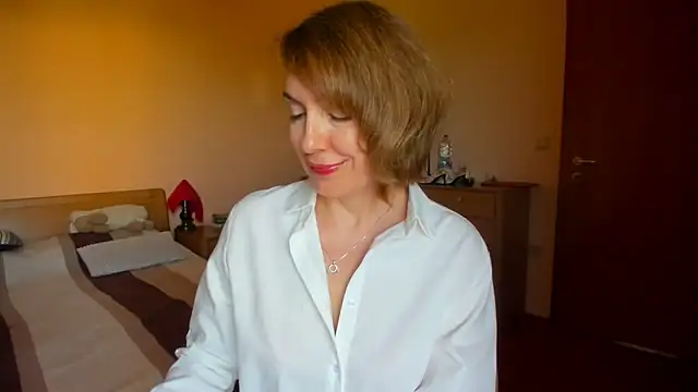 SummerLiza online show from June 2026 02:38:01 PM