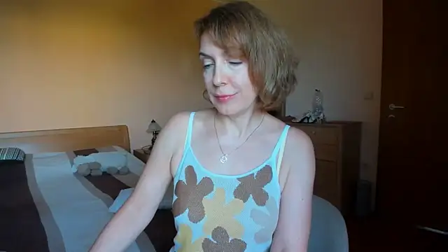 SummerLiza online show from June 2026 03:28:01 PM