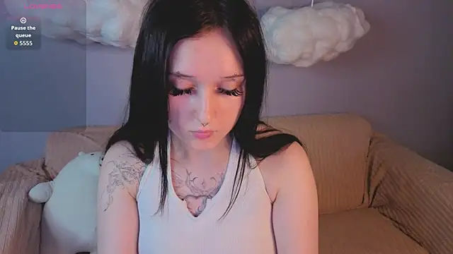 Snapshot of Emma-Blissa chatting on June 2026 01:14:01 AM Emma-Blissa online show from June 2026 01:14:01 AM