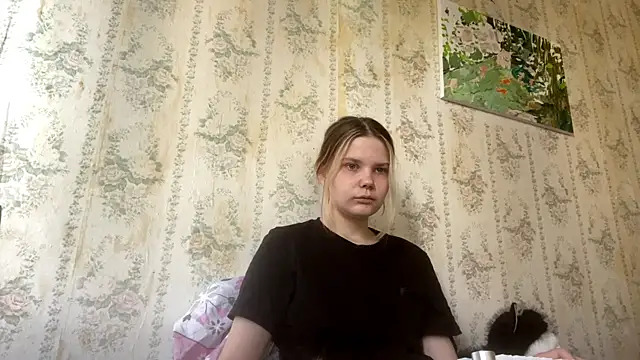 Snapshot of SusanaLeichty chatting on July 2026 02:17:01 PM SusanaLeichty online show from July 2026 02:17:01 PM