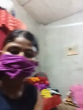 Snapshot of Tiyaasa chatting on May 2026 06:02:01 PM Tiyaasa online show from May 2026 06:02:01 PM