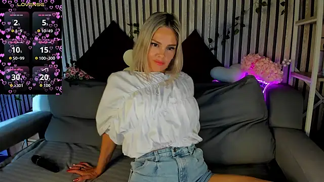 Betty Brock online show from June 2026 01:11:01 AM