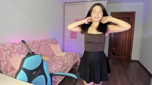 Snapshot of milana_marttt chatting on June 2026 12:33:01 PM milana marttt online show from June 2026 12:33:01 PM