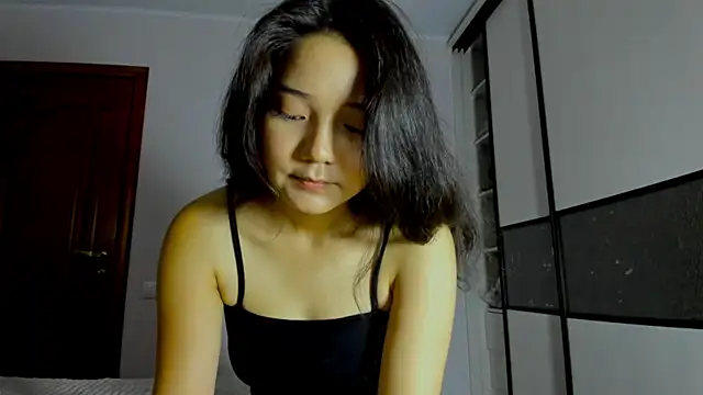 Snapshot of milana_marttt chatting on June 2026 12:54:01 AM milana marttt online show from June 2026 12:54:01 AM