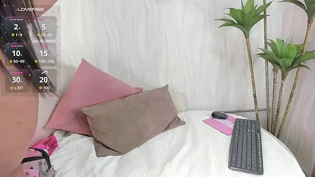 natalie fox   online show from July 2026 11:39:01 AM