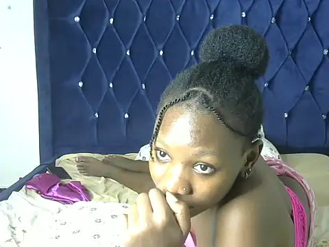 Snapshot of Sexy_caramel04 chatting on June 2026 05:34:01 AM Sexy caramel04 online show from June 2026 05:34:01 AM