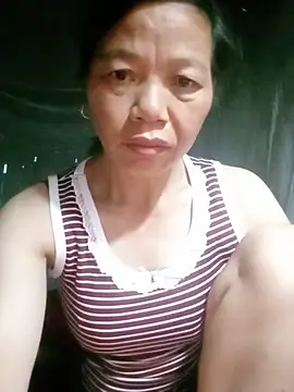 Snapshot of Elfledaa chatting on June 2026 10:27:02 PM Elfledaa online show from June 2026 10:27:02 PM