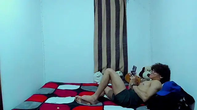 tom bluees10 online show from July 2026 04:01:01 AM