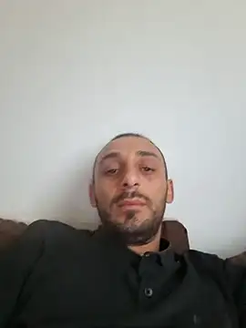 Snapshot of CedaM11 chatting on June 2026 06:13:01 AM CedaM11 online show from June 2026 06:13:01 AM