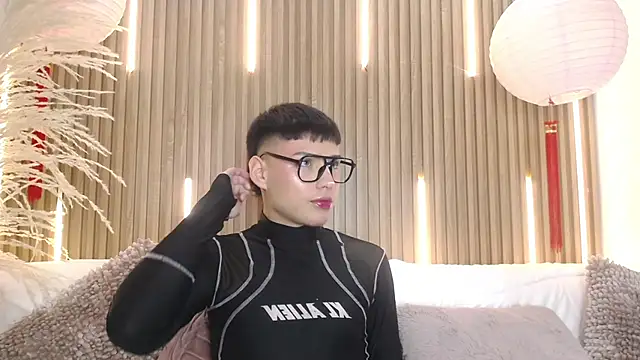 Snapshot of Connor_Kings chatting on June 2026 11:48:02 PM Connor Kings online show from June 2026 11:48:02 PM