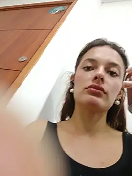karenarango online show from June 2026 03:56:01 PM