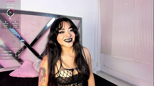 Elena Tylor online show from June 2026 11:32:01 PM