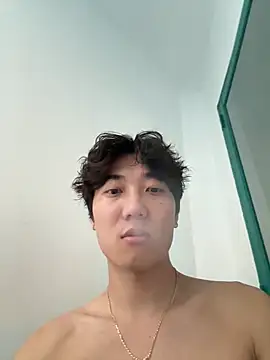 YourBadboy718 online show from June 2026 10:43:01 AM