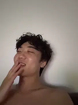 YourBadboy718 online show from June 2026 07:02:01 PM