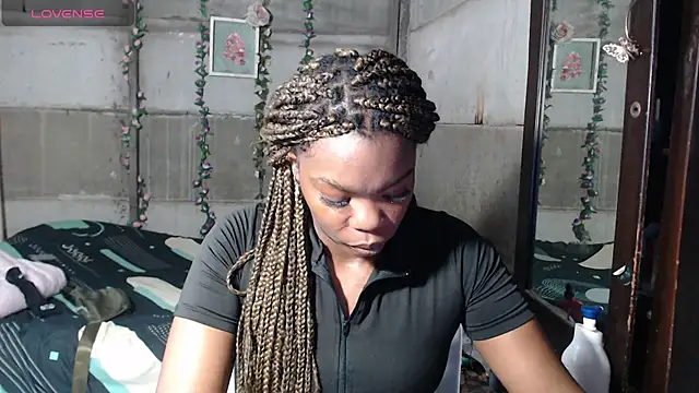 Snapshot of kenyaCocoa chatting on June 2026 07:24:01 PM kenyaCocoa online show from June 2026 07:24:01 PM