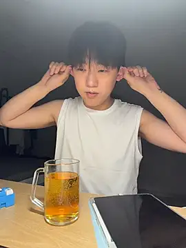 Snapshot of k-kinky chatting on June 2026 05:35:01 PM k-kinky online show from June 2026 05:35:01 PM