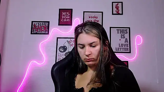 AlisaFrost online show from June 2026 01:55:02 PM