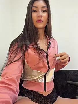 Snapshot of Aylin-fire chatting on July 2026 06:52:02 PM Aylin-fire online show from July 2026 06:52:02 PM