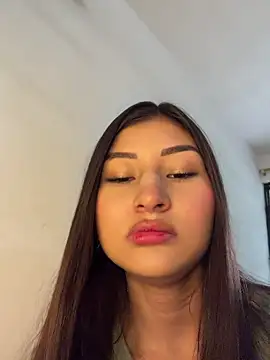 Snapshot of Aylin-fire chatting on July 2026 06:45:02 PM Aylin-fire online show from July 2026 06:45:02 PM