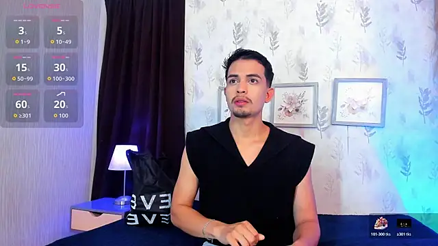 Snapshot of willy_diamond chatting on June 2026 07:36:01 PM willy diamond online show from June 2026 07:36:01 PM