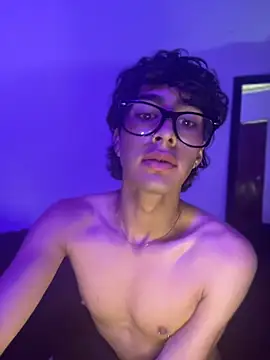 SantyFoxxs online show from July 2026 03:28:01 AM