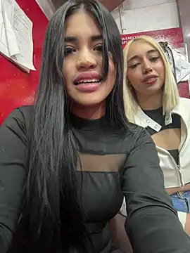 Red LipsDuo online show from July 2026 12:30:02 AM