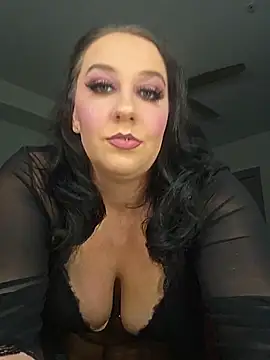 Snapshot of CreamVixen chatting on May 2026 05:52:01 PM CreamVixen online show from May 2026 05:52:01 PM