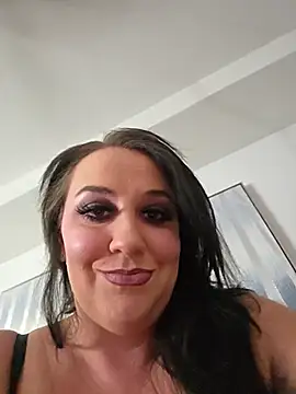 CreamVixen online show from June 2026 10:48:01 PM