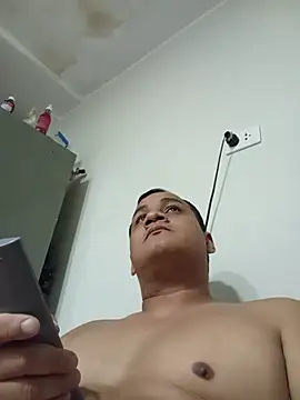 sergioyleo online show from August 2026 06:11:02 AM