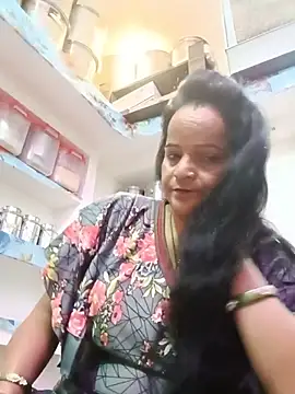 Snapshot of Cut_payi chatting on May 2026 05:18:02 PM Cut payi online show from May 2026 05:18:02 PM
