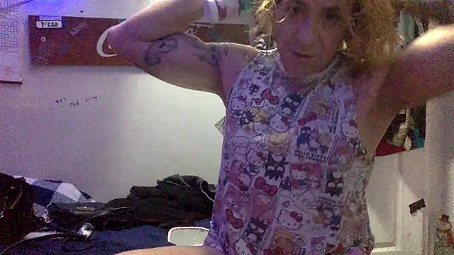 VanillaSnowcones online show from June 2026 02:39:01 AM