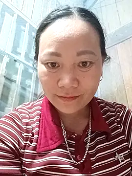 Snapshot of Lindxx-hott chatting on June 2026 11:04:01 PM Lindxx-hott online show from June 2026 11:04:01 PM
