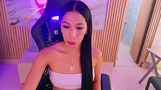 Snapshot of Naho_19 chatting on May 2026 08:37:02 PM Naho 19 online show from May 2026 08:37:02 PM