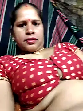 Snapshot of Hot_rie92 chatting on June 2026 12:32:02 AM Hot rie92 online show from June 2026 12:32:02 AM