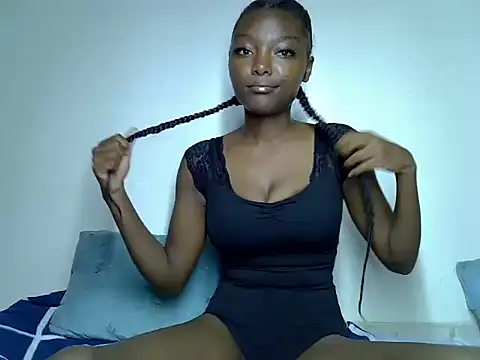Tasha Arianah online show from June 2026 12:03:03 PM