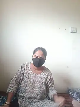 Snapshot of sakshi_moni chatting on June 2026 12:02:02 PM sakshi moni online show from June 2026 12:02:02 PM