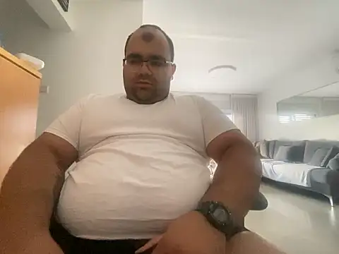 Snapshot of tinycock092 chatting on May 2026 01:21:01 PM tinycock092 online show from May 2026 01:21:01 PM