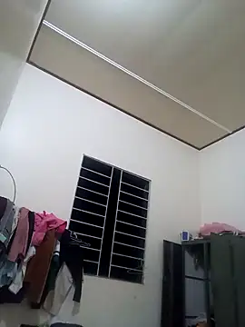 Giee00 online show from May 2026 09:47:01 PM