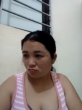 Giee00 online show from May 2026 04:38:01 PM