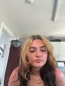 naughtygirl6989 online show from May 2026 10:46:02 AM