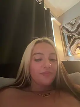 Snapshot of naughtygirl6989 chatting on July 2026 07:35:01 PM naughtygirl6989 online show from July 2026 07:35:01 PM