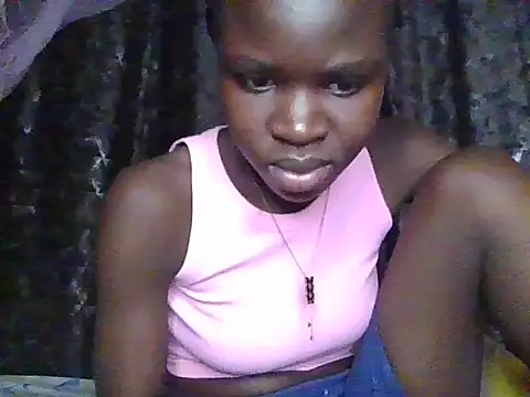 Snapshot of small_diva chatting on June 2026 07:08:01 PM small diva online show from June 2026 07:08:01 PM
